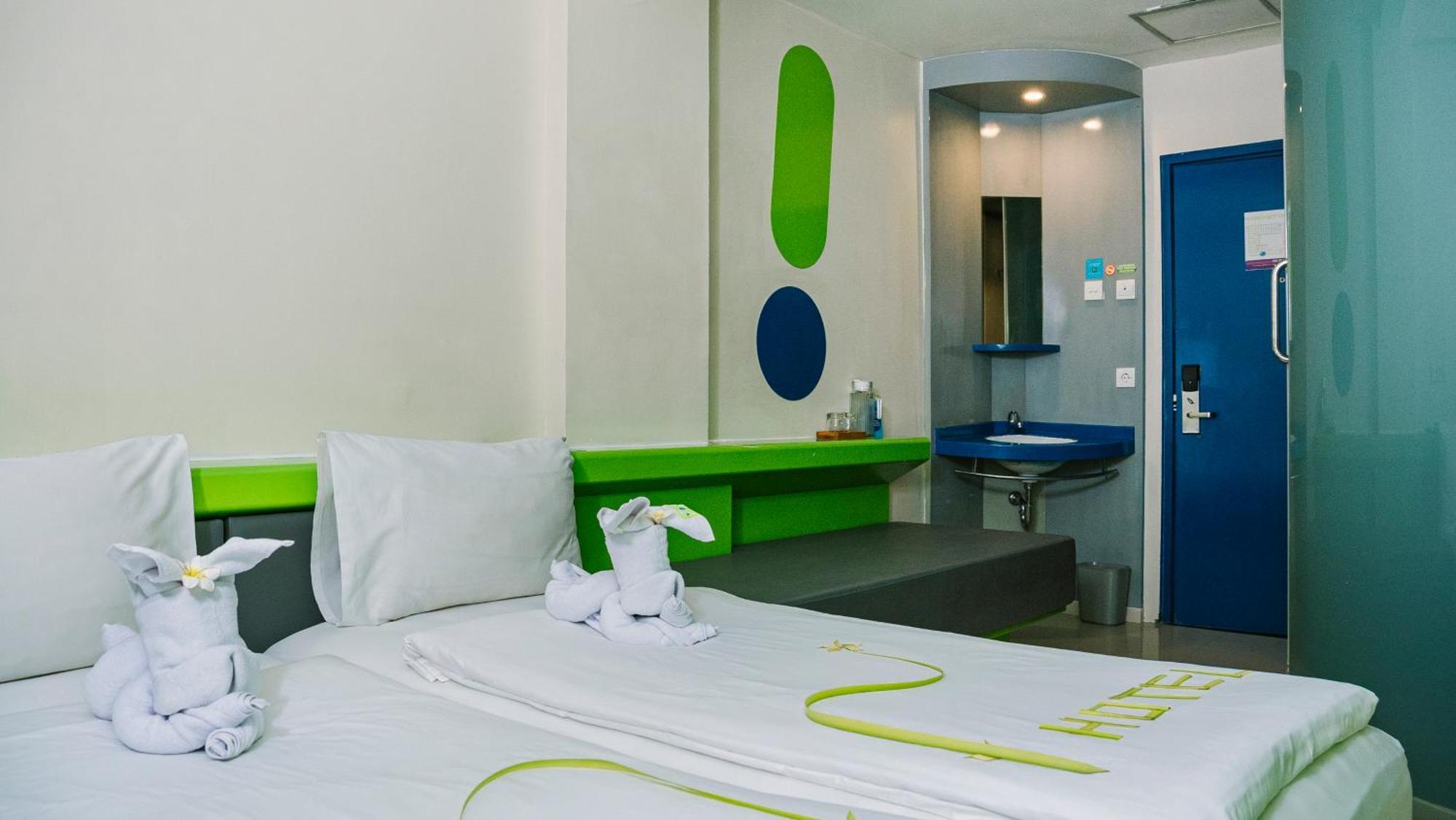 Pop! Hotel Kuta Beach Buitenkant foto